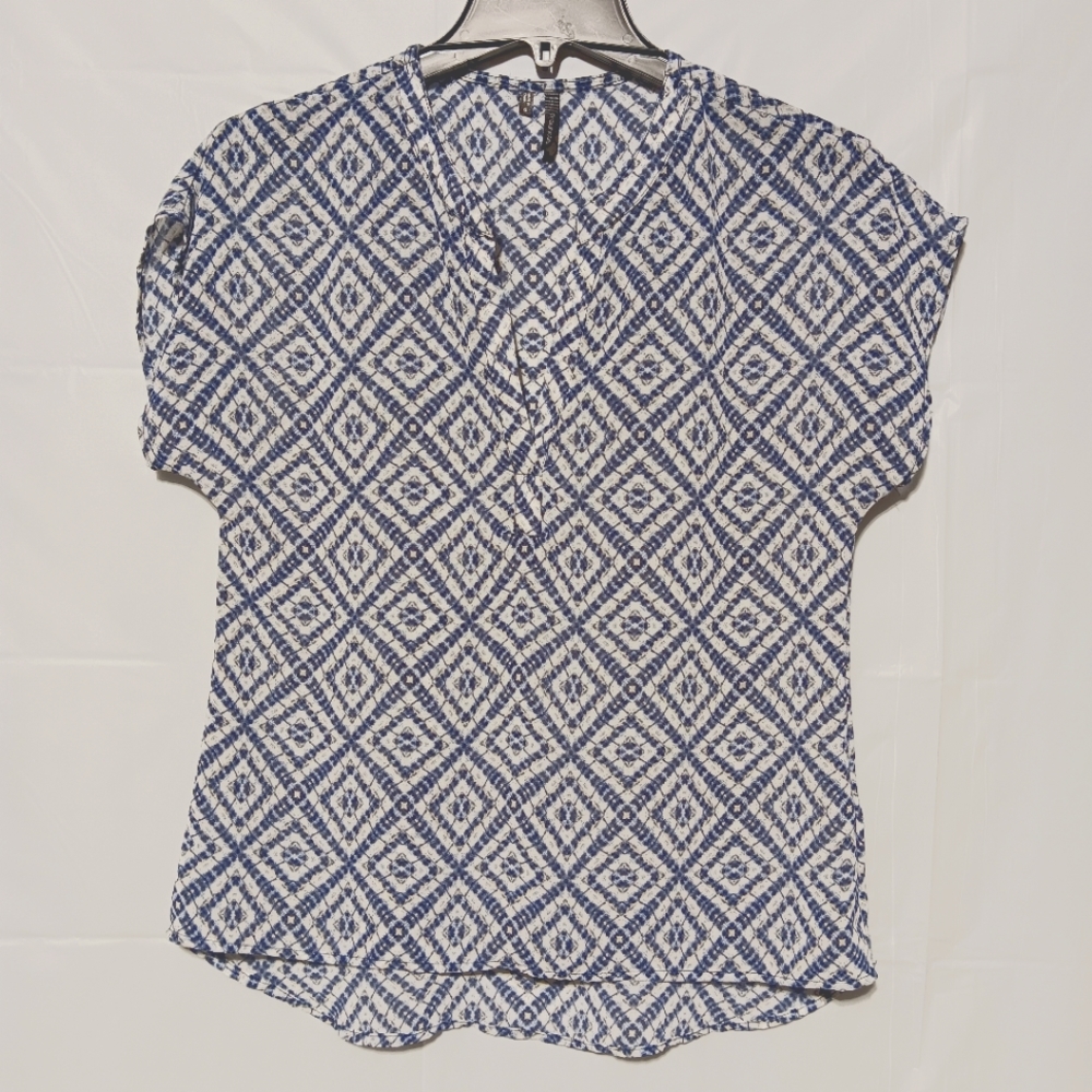 Maurice's EUC Women's Blouse, Size Small, Sheer Navy & White Diamond Pattern